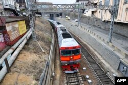 Kim je iz glavnog grada Sjeverne Koreje, Pyongyanga, krenuo na put dugačak 700 kilometara u privatnom oklopnom vlaku