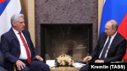 Ruski predsjednik Vladimir Putin sastao se sa svojim kubanskim kolegom Migelom Dijazom Kanelom u Moskvi, 29. oktobra 2019.