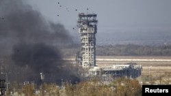 Диспетчерська вежа Донецького аеропорту, жовтень 2014 року