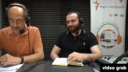 ზურაბ მენაღარიშვილი, პოლიტიკის მიმომხილველი.