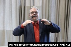 Мирослав Маринович презентує книжку про митрополита Шептицького