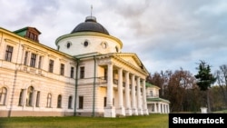 Палац родини Тарновських у Качанівці Чернігівської області (сучасне фото)