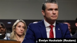 Дженнифер Хегсет и Пит Хегсет, 14 января 2025 года