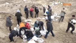 Тисячі містян стали до роботи, щоб підготувати Запоріжжя до оборони (відео) Тисячі містян стали до роботи, щоб підготувати Запоріжжя до оборони (відео)