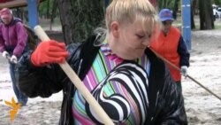 Шведське фан-містечко на Трухановому терміново добудовують Шведське фан-містечко на Трухановому терміново добудовують