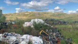 Мусор на территории 202-го куста Приобского месторождения "Роснефти" Мусор на территории 202-го куста Приобского месторождения "Роснефти"