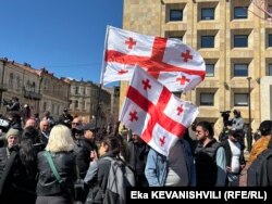 მაღაროელების აქცია მთავრობის ადმინისტრაციასთან