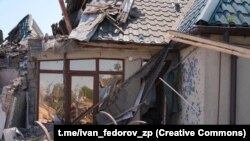 Місцева влада повідомляє, що через атаку РФ пошкоджені приватний будинок та господарчі споруди. Фото ілюстративне 