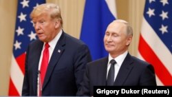 დონალდ ტრამპი და ვლადიმირ პუტინი. ჰელსინკი, 2018 წლის 16 ივლისი