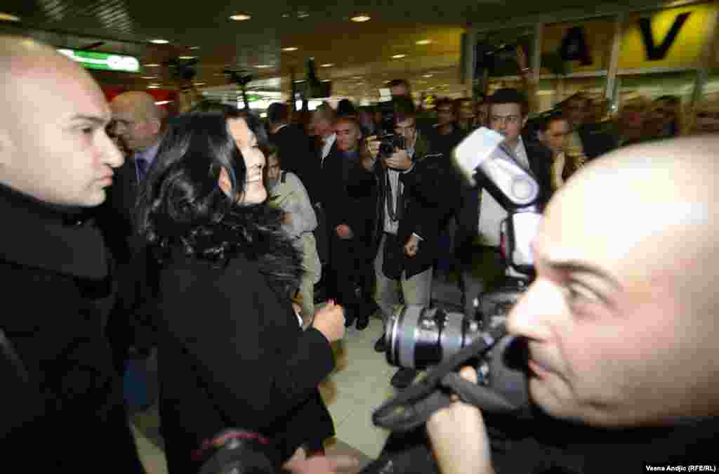 welcome at the airport Vojislav Seselj