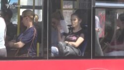 U gradskom autobusu kao u sauni U gradskom autobusu kao u sauni