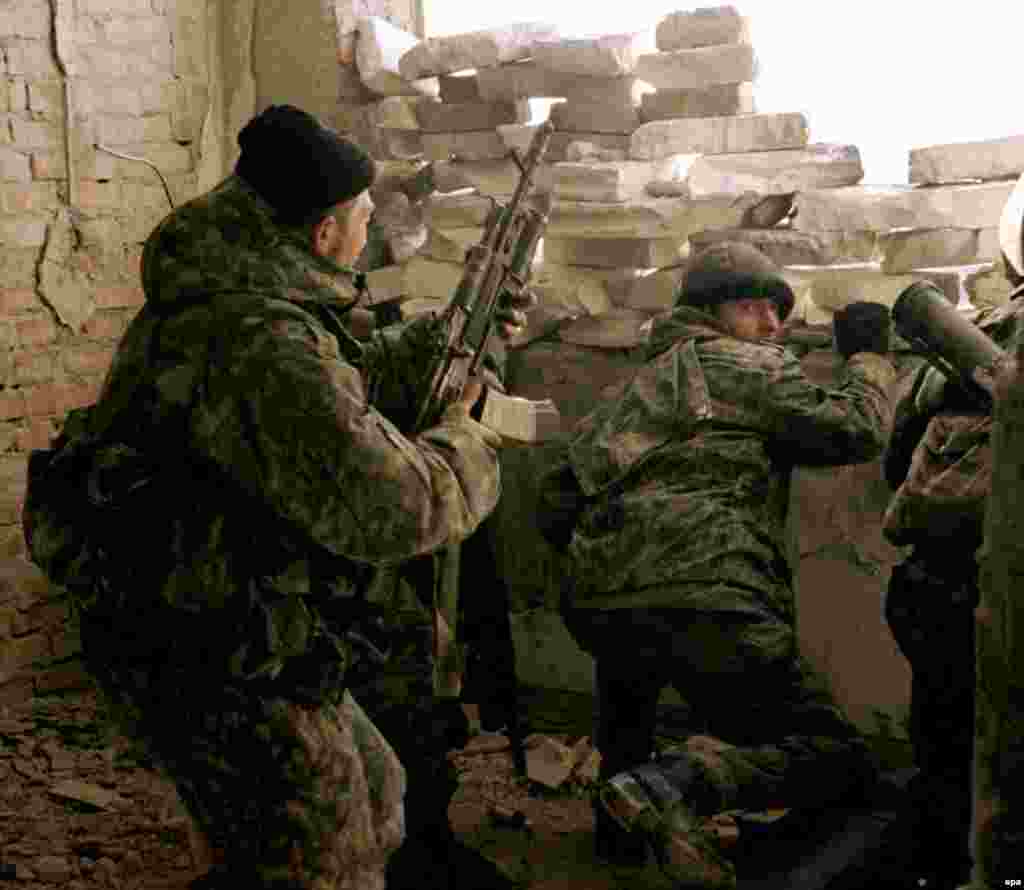 Savezne trupe tijekom sukoba u Groznom, siječanj 2000.