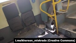 Під обстріл потрапив автобус комунального підприємства «Херсонський комунальний транспортний сервіс» у Дніпровському районі