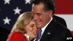 По мнению наблюдателей Энн Ромни "смягчает" образ кандидата от Республиканской партии.