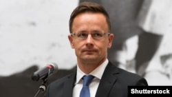 Планується спільна пресконференція керівників МЗС Угорщини та України в онлайн-форматі.