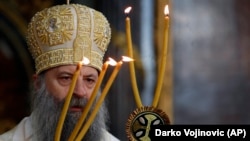 Patrijarh SPC na inauguraciji u Sabornoj crkvi u Beogradu, 19. februara 2021. Preuzimanje dužnosti završava se ustoličenjem koje se po tradiciji obavlja u manastiru Pećke patrijaršije, na Kosovu, što je bilo zakazano za 24. maj, ali je odloženo zbog epidemioloških razloga.