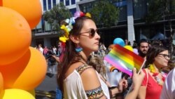 Anketa sa učesnicima beogradskog Prajda Anketa sa učesnicima beogradskog Prajda