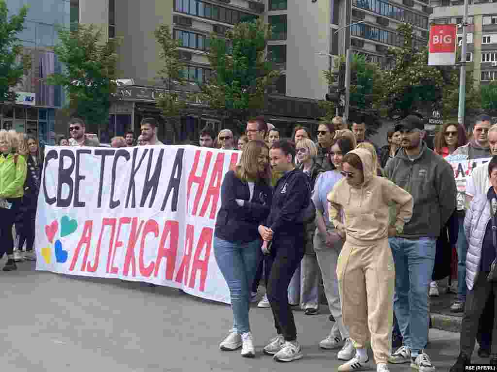 Studenti maratonci nastavljaju put svojih kolega koji su ranije ovog meseca biciklima prešli 1.400 kilometara do evropskih institucija u Strazburu.