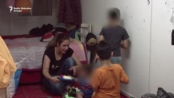 Čekaonica za 'game' u kampu Bira