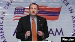 zamjenik američkog ambasadora Richard Mills u Vijeću sigurnosti UN