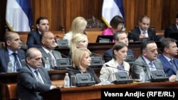 Predloženi ministri buduće vlade slušaju ekspoze