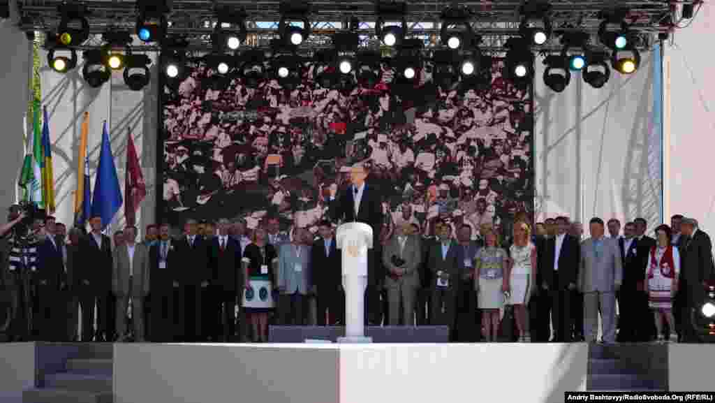 Лідер партії «Фронт змін» Арсеній Яценюк. Форум об’єднаної опозиції, Київ, 12 травня 2012 року