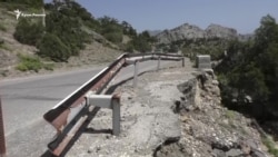 На краю Нового Света: когда в Крыму отремонтируют горную трассу (видео) На краю Нового Света: когда в Крыму отремонтируют горную трассу (видео)