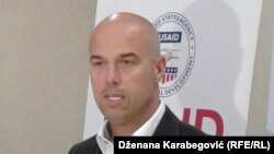 "Milan Tegeltija sa svojim ponašanjem, doveo je i građane i pravnu državu, i međunarodnu zajednicu i sve je doveo u jednu bezizlaznu situaciju", kaže Bajić