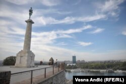 'Beograd jeste slovio kao liberalan grad. U Beogradu se nisu zabranjivale neke stvari koje su se drugde zabranjivale, ali su baš u njemu udarili na Slobodni univerzitet 1981. godine.'