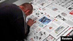 Priprema pred štampanje lista "Charlie Hebdo"