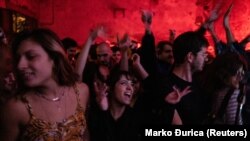 Žurka u jednom od beogradskih klubova tokom pandemije, oktobar 2020. godine