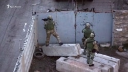 Первая кровь Стрелкова. Убийство украинского военного Сергея Кокурина в Крыму (видео) Первая кровь Стрелкова. Убийство украинского военного Сергея Кокурина в Крыму (видео)