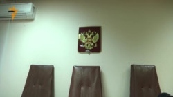 Обвинение попросило 10 лет колонии для Алексея Навального Обвинение попросило 10 лет колонии для Алексея Навального