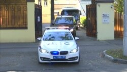 Autobusi i policijska pratnja, očekuje se razmena zarobljenika Rusija-Ukrajina Autobusi i policijska pratnja, očekuje se razmena zarobljenika Rusija-Ukrajina