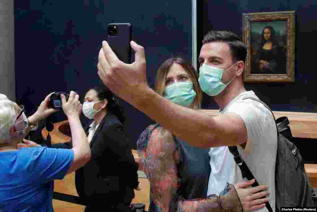 6 липня один із найбільш відвідуваних музеїв світу Лувр «вийшов» із карантину. Яким був перший день роботи та що обов'язково потрібно знати відвідувачам – дивіться у фотогалереї Радіо Свобода 