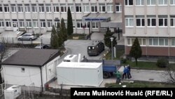 Kontejner za svrhu trijaže ispred bolnice u Konjicu