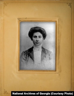 ლიდა ცქიტიშვილი, ლადო ასათიანის დედა. ფოტო დაცულია საქართველოს ეროვნული არქივში.