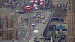 Напади в Лондоні: поліція розглядає інцидент як теракт (відео) Напади в Лондоні: поліція розглядає інцидент як теракт (відео)