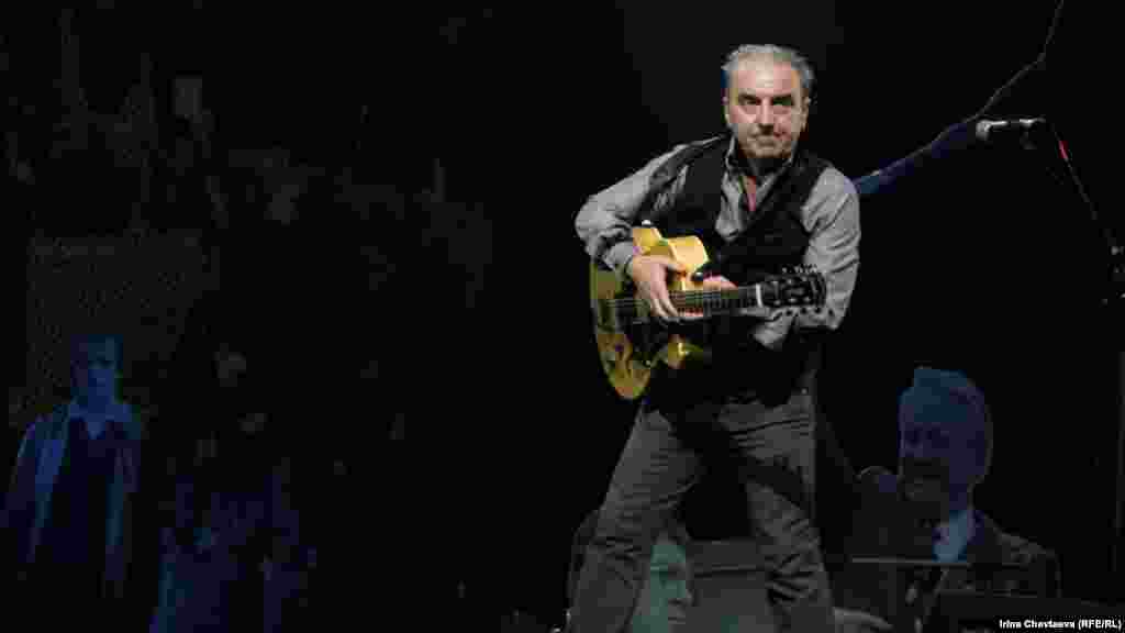 Лидер группы "Чайф" Владимир Шахрин