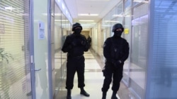 Отряд спецназа на летучке Навального Отряд спецназа на летучке Навального