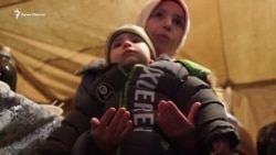 «Детство закончилось»: родные фигуранта «дела Хизб ут-Тахрир» провели дуа под дождем (видео) «Детство закончилось»: родные фигуранта «дела Хизб ут-Тахрир» провели дуа под дождем (видео)