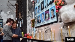 Россия. Беслан. 1 сентября 2016. В День памяти жертв террористического акта в спортивном зале школы №1