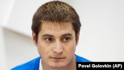 Максим Лапунов