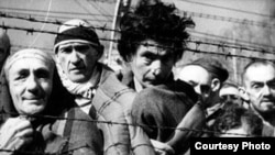 Фото з Меморіального музею Голокосту в Польщі, без дати