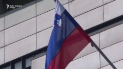 Zašto ljudi odlaze iz Republike Srpske? Zašto ljudi odlaze iz Republike Srpske?