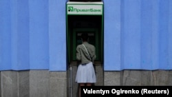 Uprkos endemskoj korupciji i drugim problemima, ukrajinska ekonomija je danas otpornija nego pre ruske agresije 2014. godine, kažu analitičari.