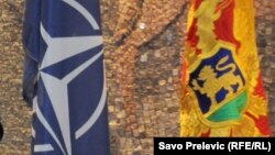 Zastave NATO i Crne Gore