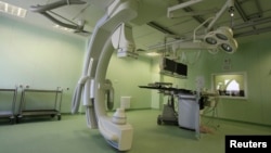 Медицинское оборудование компании Siemens, Пермь, 28 февраля 2012 года