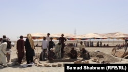 په مسلم باغ کې د عثمان کاکړ قبر تیارېږي. ۲۰۲۱، ۲۳م جون