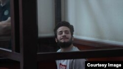 მათე დევიძე 19 ნოემბრის საპროტესტო აქციაზე დააკავეს მელიქიშვილის გამზირზე.